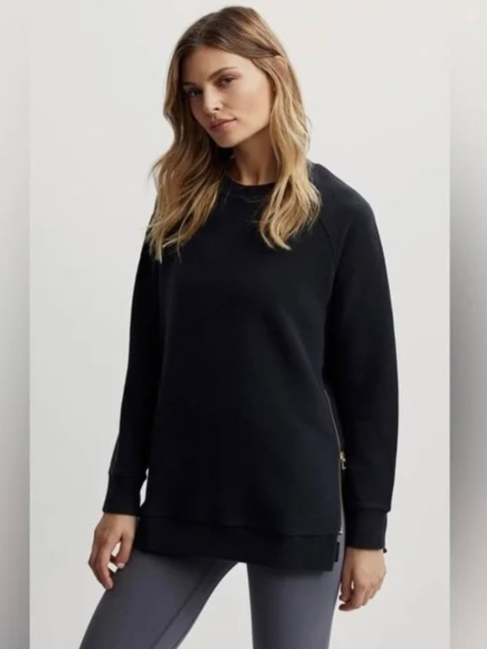 NWT Varley SZ Small Black Manning Long Sleeve Ribbed Sweatshirt with Gold Zipper